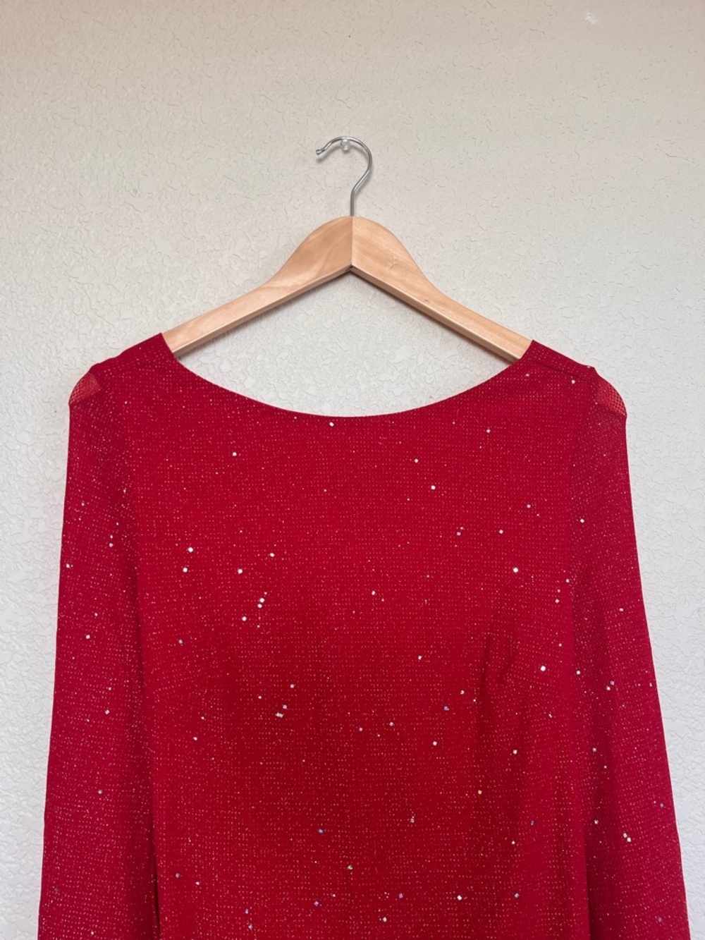 Women’s Sparkly Red Long-Sleeve Mini Dress with Open Back - Picture 4 of 12